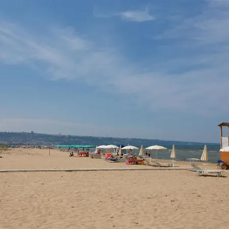 Beautiful Holiday In Near Sea *